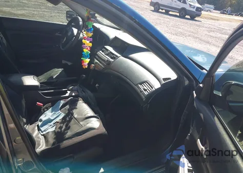 2010 Honda Accord 2.4 Lx from USA, damaged, VIN 1HGCP2F33AA071261